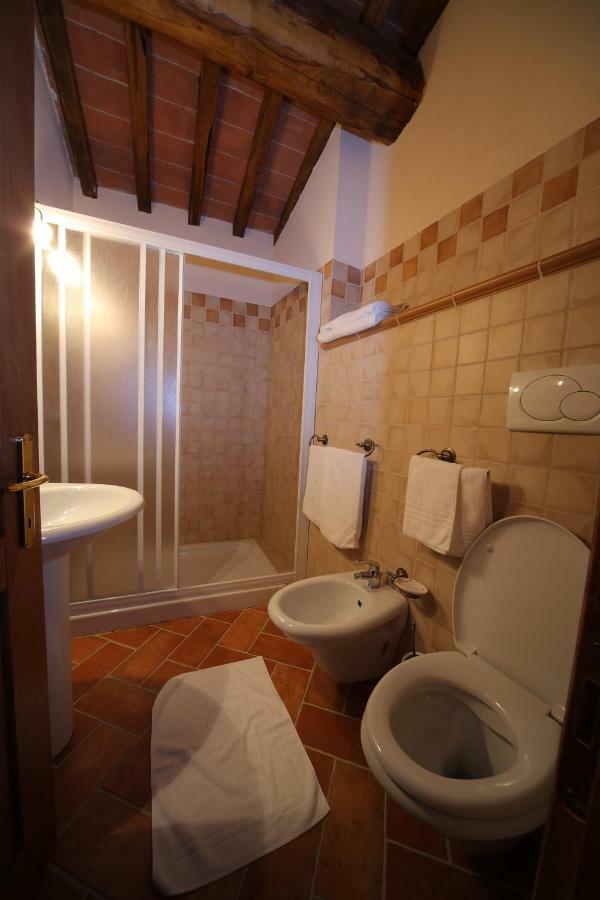La Casa Del Calzolaio Hotel Radicofani Bagian luar foto